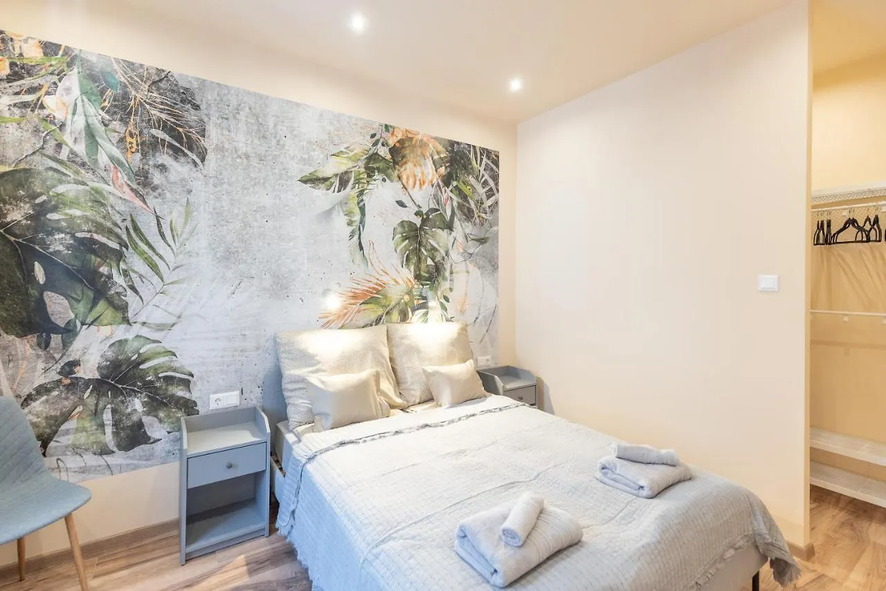 Jungle Apartment With 2 Bathrooms Budapest